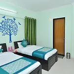 Oyo 3684 Apartment Pentagon Group