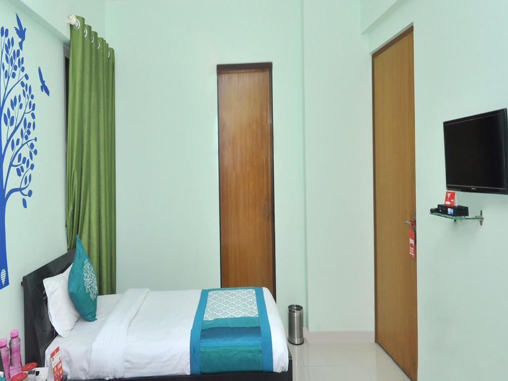 Oyo 3684 Apartment Pentagon Group *